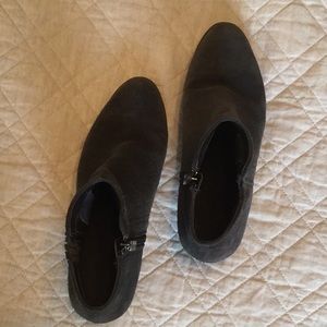 Blondo Gray Suede bootie